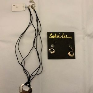S11/NWT 22” Cookie Lee Necklace & Earring Set 11-  Black Necklace/Silver pendant